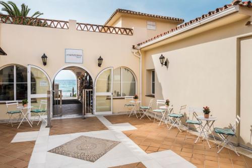 mv-agpmb-marketplace-beach-38880_classic-hor