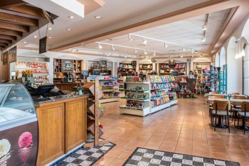 mv-agppy-the-marketplace-21753cl